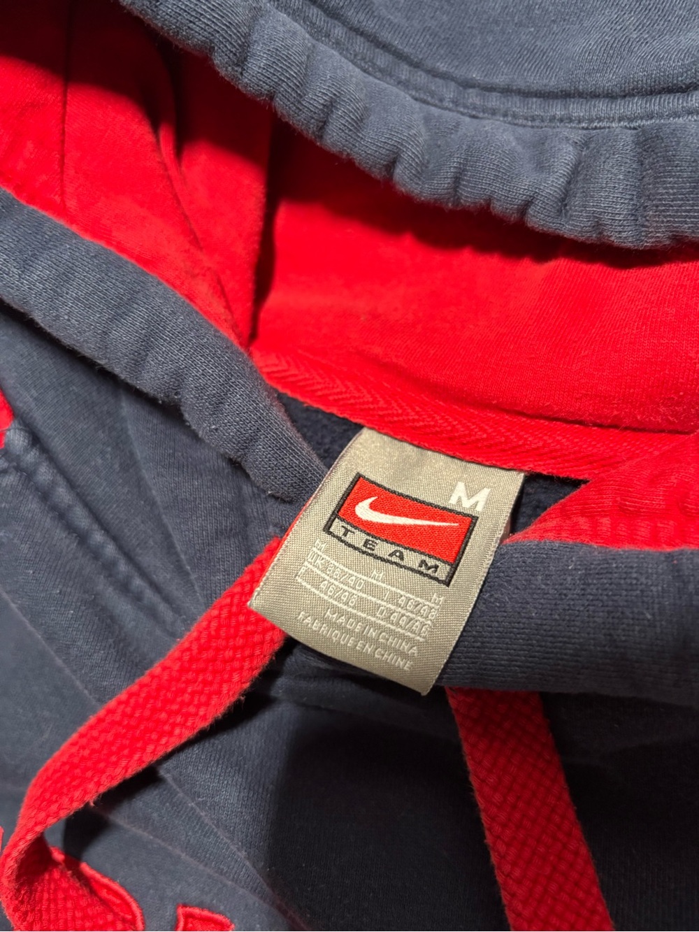 Vintage Nike Arizona wildcats UofA Crewneck Hoodie - Navy & Red two tone hoodie - Picture 10 of 12